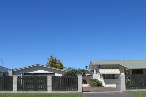 Photo of property in 22 Emily Street, Riverdale, Gisborne, 4010