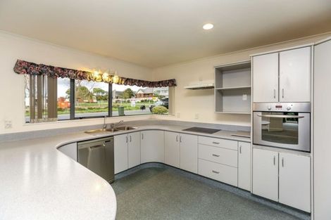 Photo of property in 90 Barrett Road, Whalers Gate, New Plymouth, 4310