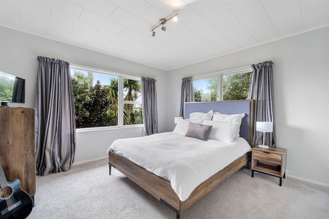 Photo of property in 844 Whangaparaoa Road, Manly, Whangaparaoa, 0930