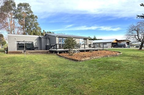 Photo of property in 51 Allan Street, Waiwera South, Clinton, 9584