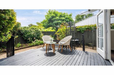 Photo of property in 1/12 Fairview Street, Somerfield, Christchurch, 8024