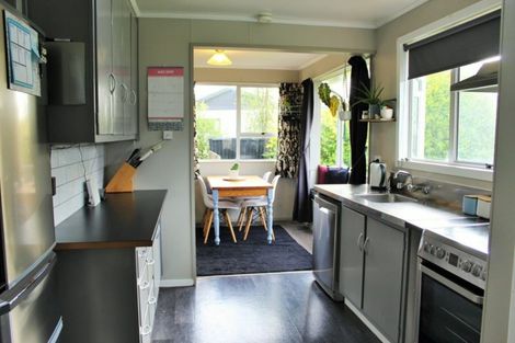 Photo of property in 3 Broderick Street, Te Anau, 9600