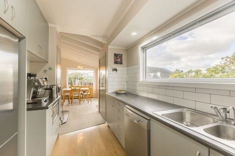 Photo of property in 10 Sunshine Avenue, Paraparaumu, 5032