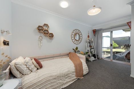 Photo of property in 12 Berwick Place, Mount Maunganui, 3116