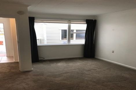 Photo of property in 22 Ferry Street, Seatoun, Wellington, 6022