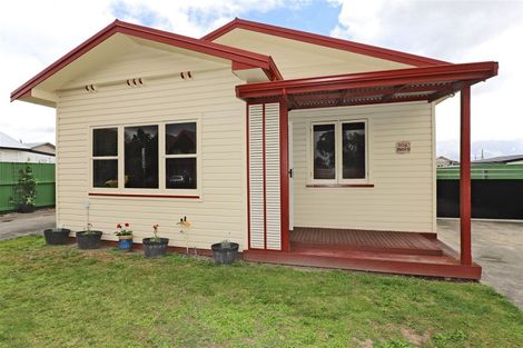 Photo of property in Ezi Clean Venetions, 604 Miller Street, Hastings, 4122