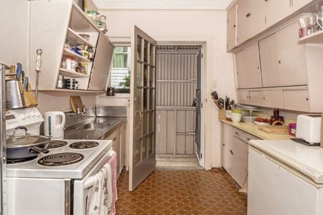 Photo of property in 1 Rutene Road, Kaiti, Gisborne, 4010