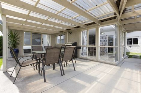 Photo of property in 781 Grenada Street, Papamoa Beach, Papamoa, 3118