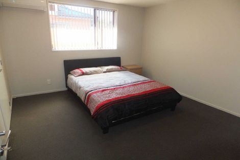 Photo of property in 76a Peer Street, Upper Riccarton, Christchurch, 8041