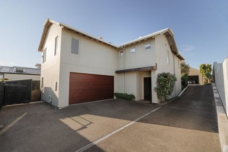 Photo of property in 215b Oceanbeach Road, Mount Maunganui, 3116