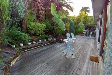 Photo of property in 2/9 Seaton Road, Murrays Bay, Auckland, 0630