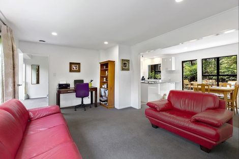 Photo of property in 10 Kimberley Way, Khandallah, Wellington, 6035