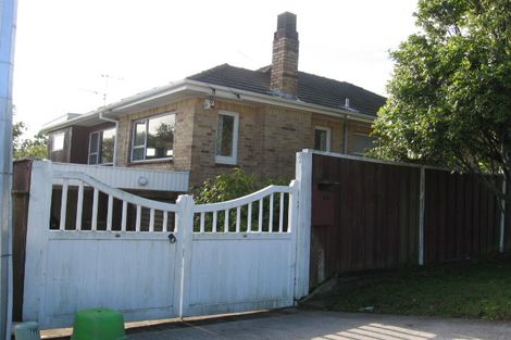 Photo of property in 676 Pakuranga Road, Howick, Auckland, 2010