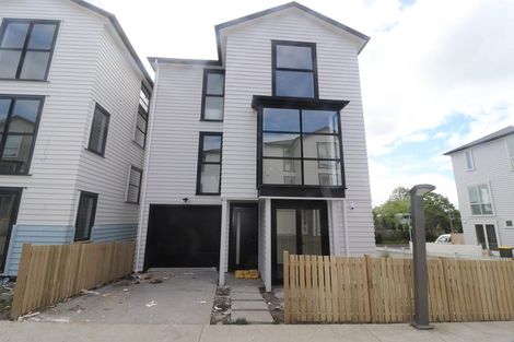 Photo of property in 2 Nephrite Lane, Henderson, Auckland, 0610