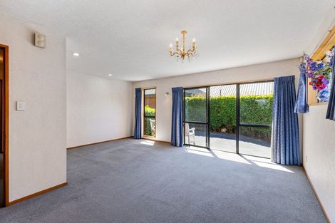 Photo of property in 1/437 Ilam Road, Bryndwr, Christchurch, 8052