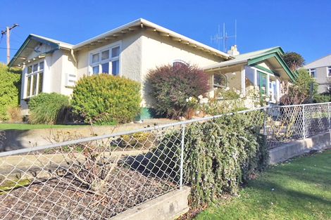 Photo of property in 30 Wharfe Street, South Hill, Oamaru, 9400