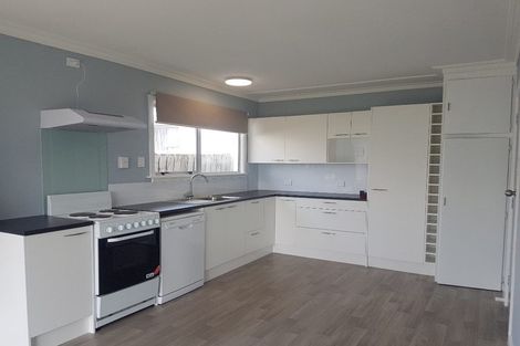 Photo of property in 69 Govett Avenue, Frankleigh Park, New Plymouth, 4310