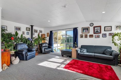 Photo of property in 6 Egmont Street, Normanby, Hawera, 4614