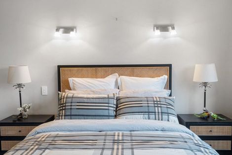 Photo of property in 10 Lake Drive, Karaka, Papakura, 2113