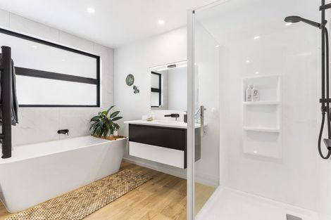 Photo of property in 19 Titoki Lane, Whangamata, 3691