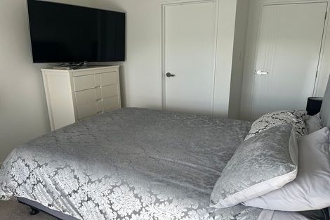 Photo of property in 6a Ringi Lane, Orewa, 0931