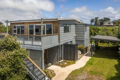 Photo of property in 118 Seaforth Road, Waihi Beach, 3611