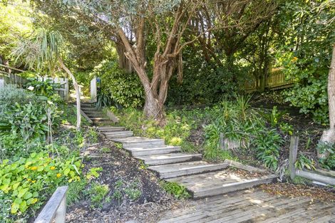 Photo of property in 59 Sutherland Road, Melrose, Wellington, 6023