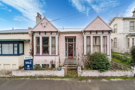 Photo of property in 52 Maitland Street, Dunedin Central, Dunedin, 9016