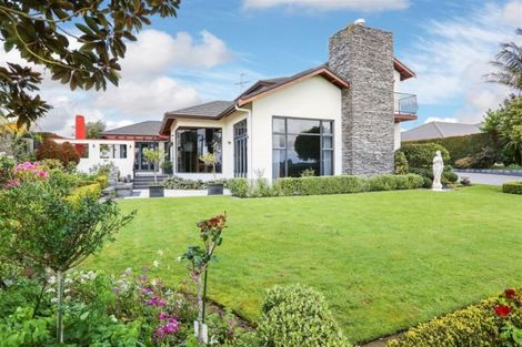 Photo of property in 24 Grace James Road, Pukekohe, 2120