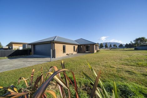 Photo of property in 19 Orbell Crescent, Te Anau, 9679