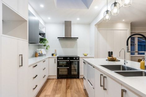 Photo of property in 56 Motuhara Road, Plimmerton, Porirua, 5026