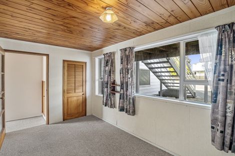 Photo of property in 4 Kawau View Road, Snells Beach, 0920