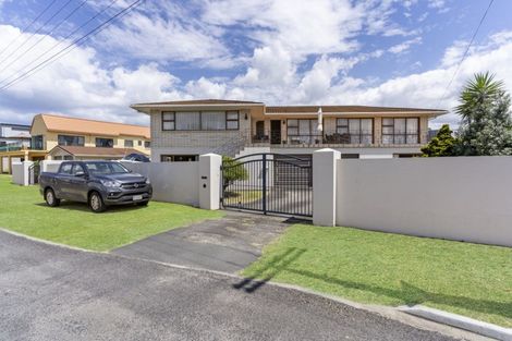 Photo of property in 906 Port Road, Whangamata, 3620