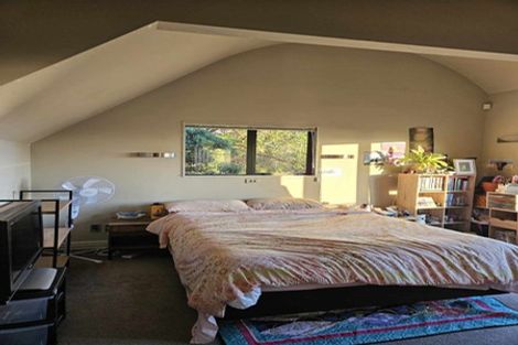 Photo of property in 16 Palliser Road, Roseneath, Wellington, 6011