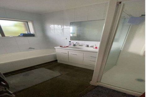 Photo of property in 14 Imogene Way, Half Moon Bay, Auckland, 2012