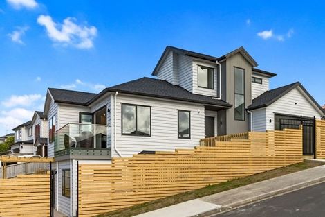 Photo of property in 7 Eric Gifford Drive, Ranui, Auckland, 0612