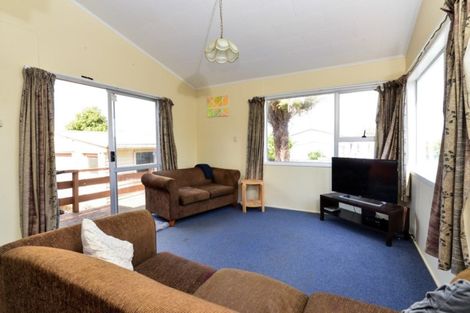 Photo of property in 4 Bremridge Place, Melville, Hamilton, 3206