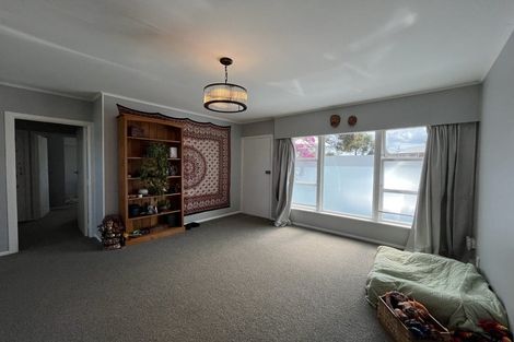 Photo of property in 1/16 Roseburn Place, Pakuranga, Auckland, 2010