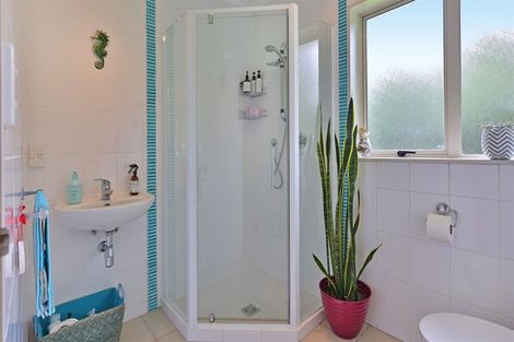 Photo of property in 27c Swanson Road, Henderson, Auckland, 0610