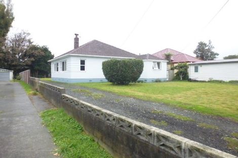 Photo of property in 17 Roberts Street, Epuni, Lower Hutt, 5011