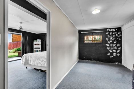 Photo of property in 5 Bronte Place, Whalers Gate, New Plymouth, 4310