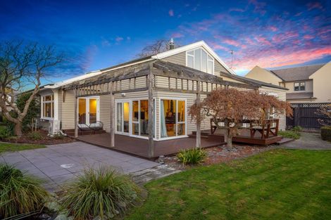 Photo of property in 36 Tui Street, Fendalton, Christchurch, 8041