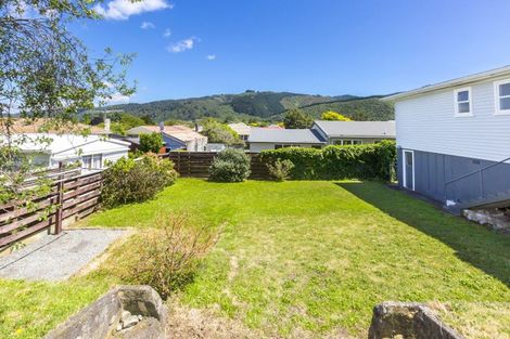 Photo of property in 4 Kukupa Grove, Heretaunga, Upper Hutt, 5018