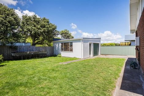 Photo of property in 16 Eskdale Road, Papakowhai, Porirua, 5024