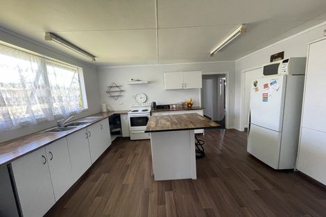 Photo of property in 25 Seddon Street, Te Kuiti, 3910