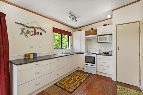 Photo of property in 8 Main Road, Raglan, 3225