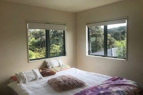 Photo of property in 28 Kinleith Way, Albany, Auckland, 0632