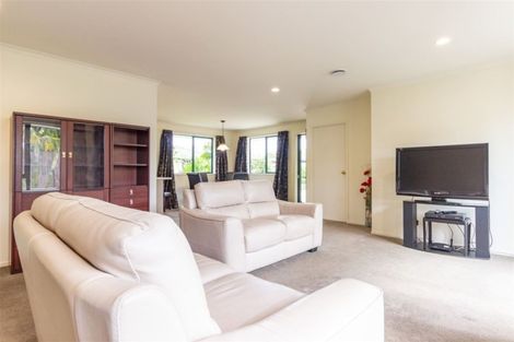 Photo of property in 13 Oakridge Drive, Kerikeri, 0230
