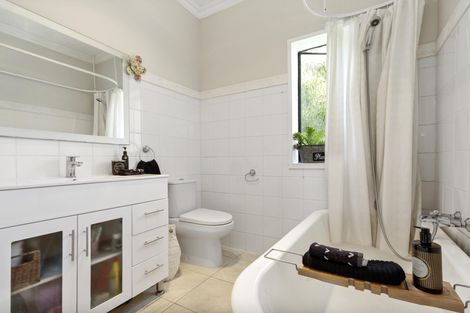 Photo of property in 855 State Highway 16, Waimauku, 0812