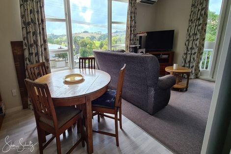 Photo of property in 14 View Street, Maungaturoto, 0520